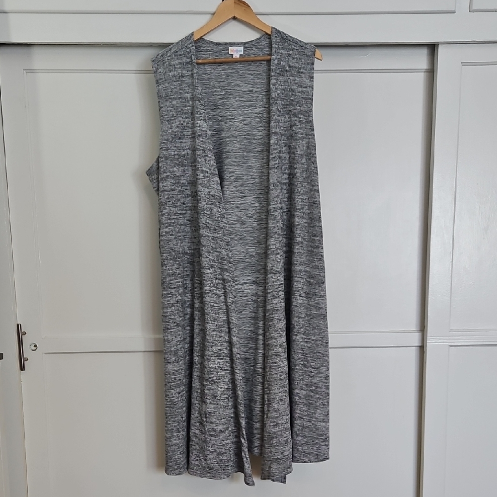 LuLaRoe Gray Sleeveless Open Front Cardigan